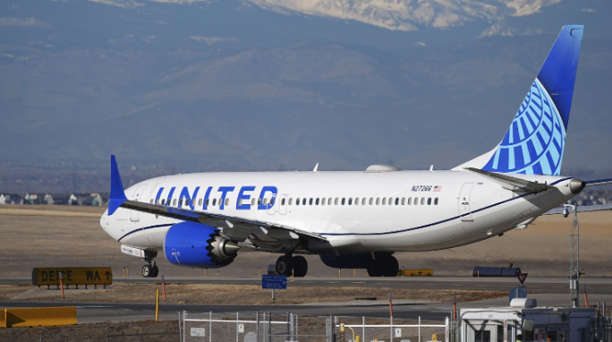 United Airlines flights